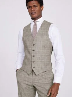 MOSS Tailored Fit Performance Waistcoat